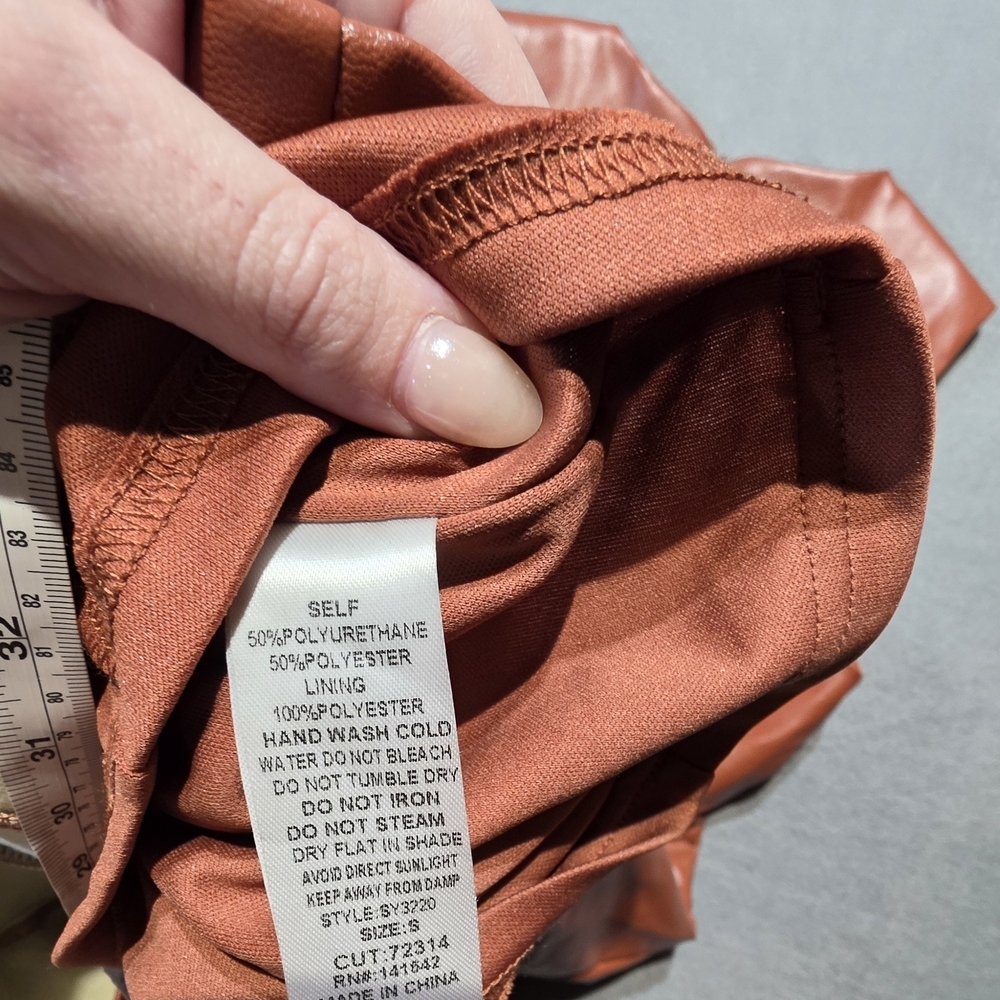 She + Sky Brown Pleather Dress Size Small PTP 18 - Length 32 Excellent Condition - Picture 5 of 5